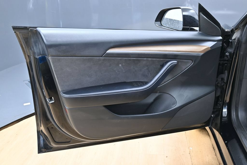 Used 2023 Tesla Model 3 Standard Range RWD image 42