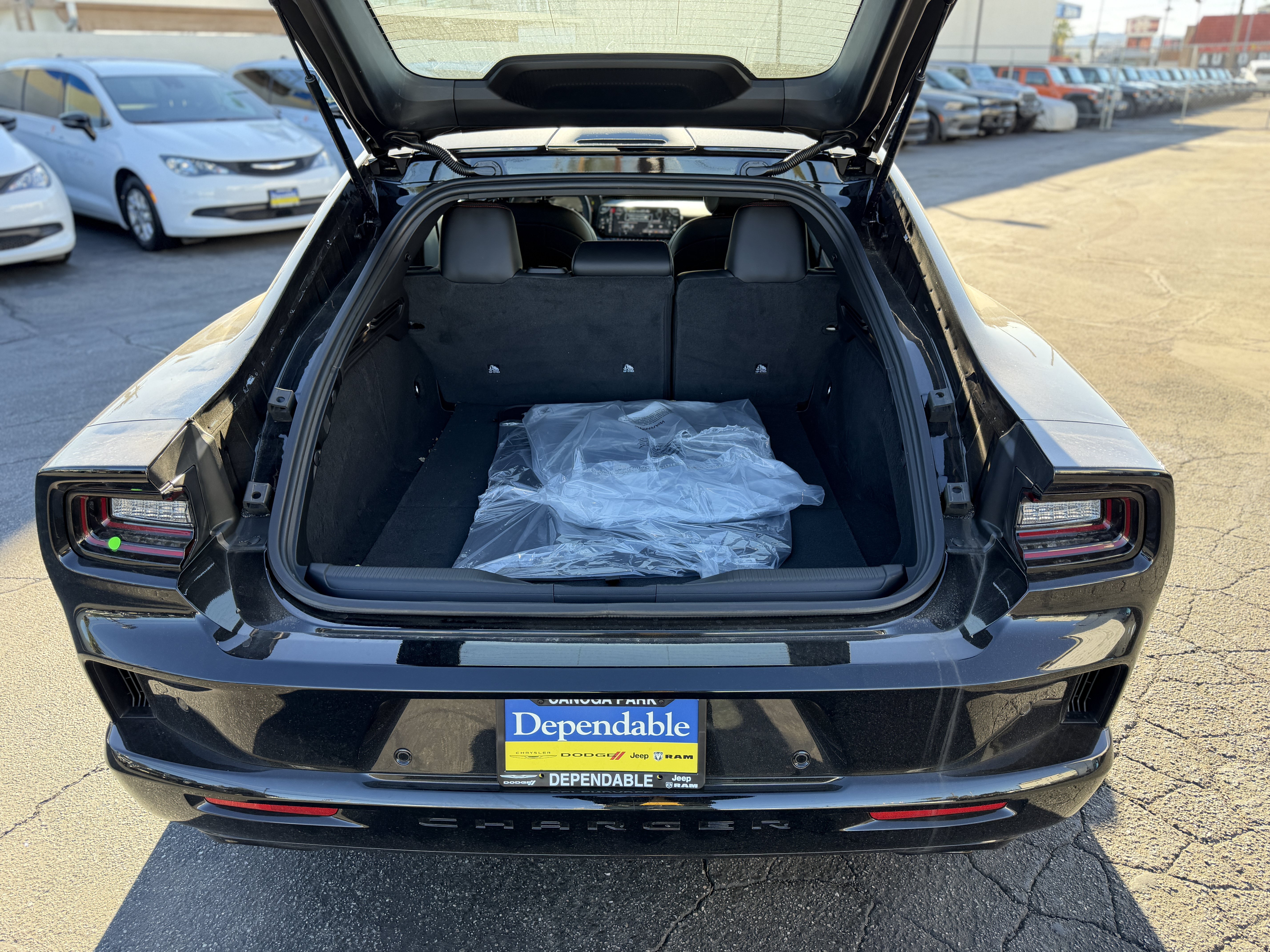 New 2026 Dodge Charger Scat Pack w/ Blacktop Package AWD/4WD image 11