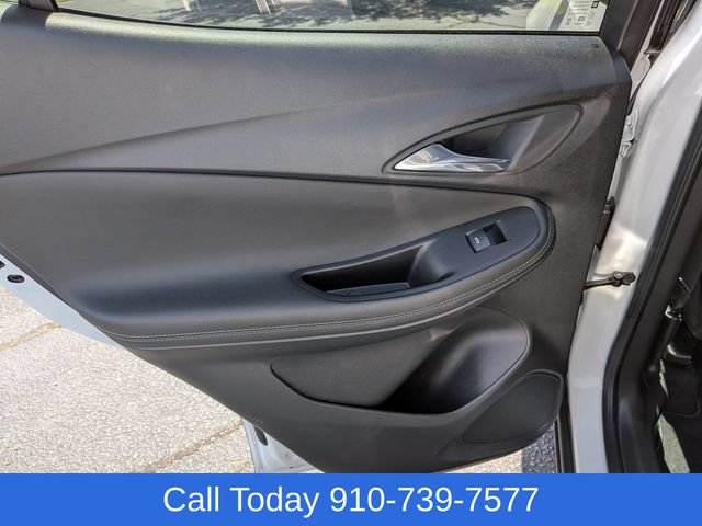 Used 2023 Buick Encore GX Essence w/ Experience Buick Package FWD image 26