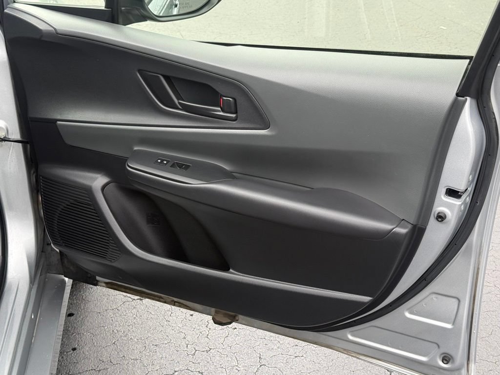 Certified 2023 Toyota Prius LE AWD/4WD image 22