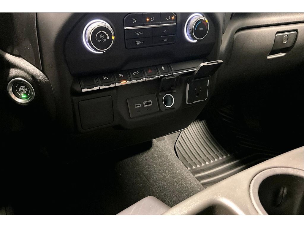 Used 2023 Chevrolet Silverado 1500 Custom image 32