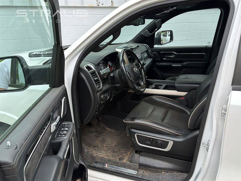 Used 2019 RAM 1500 Laramie AWD/4WD image 4