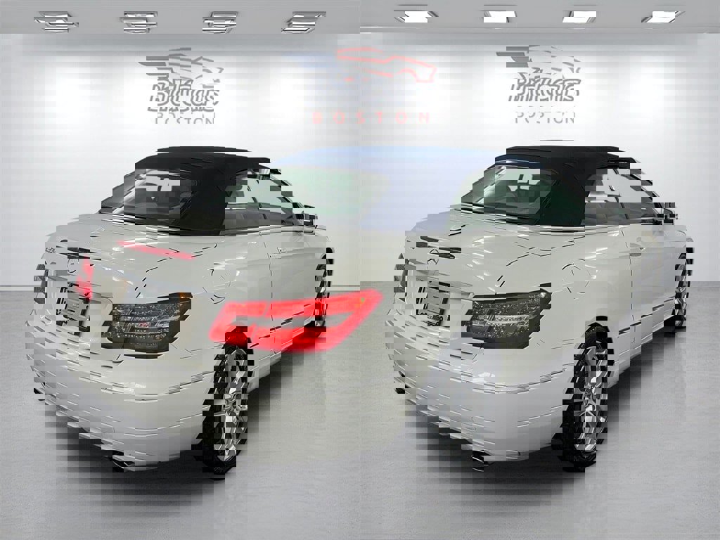 Used 2011 Mercedes-Benz E 350 Cabriolet image 4