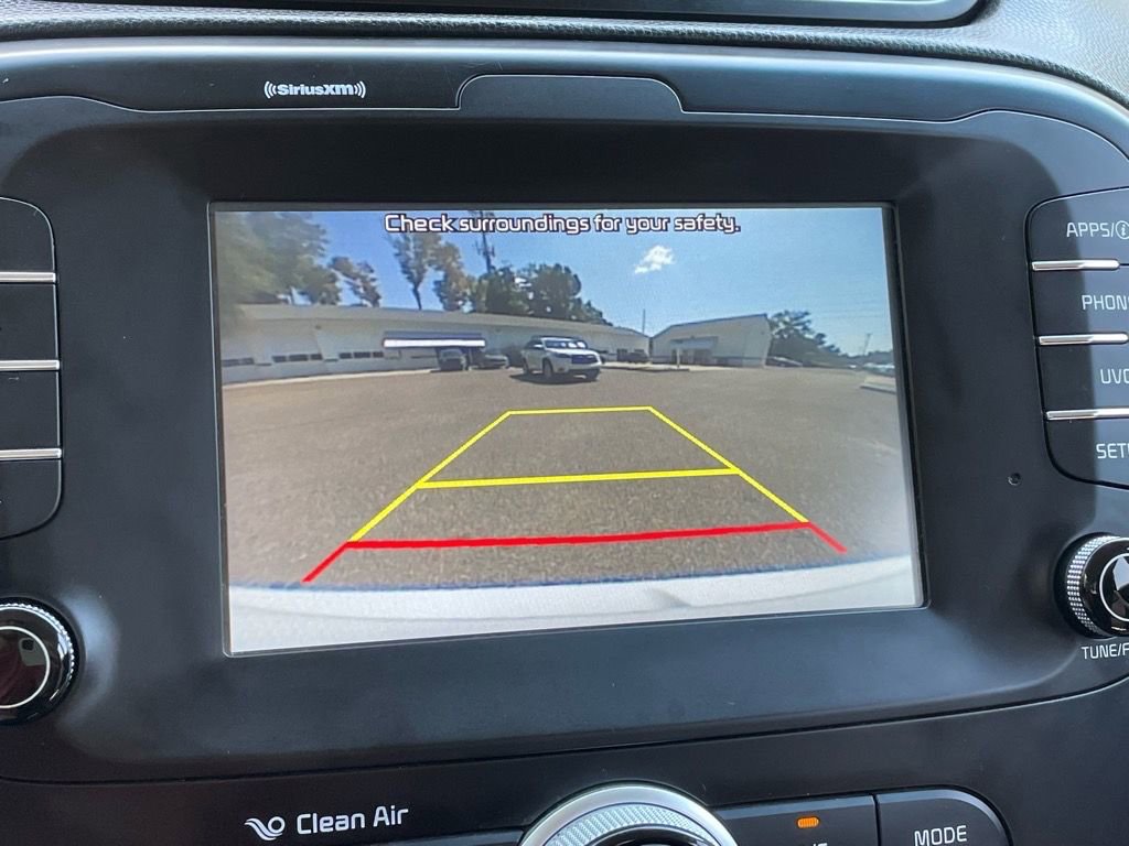 Used 2019 Kia Soul + image 15