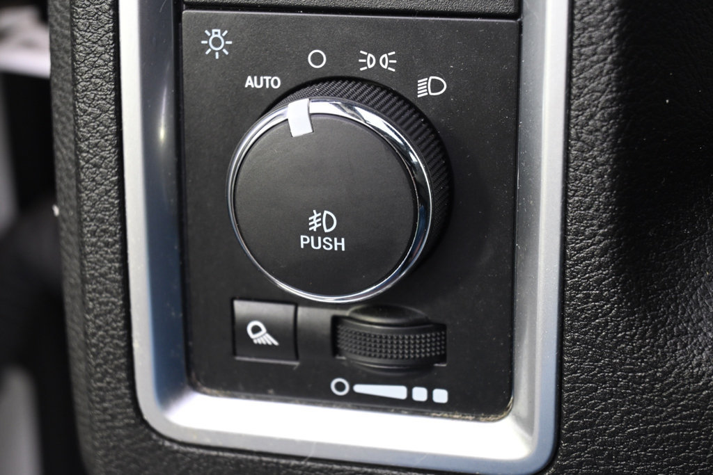 Used 2019 RAM 1500 Warlock w/ Electronics Group AWD/4WD image 23