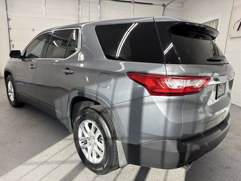 Used 2018 Chevrolet Traverse LS AWD/4WD image 7