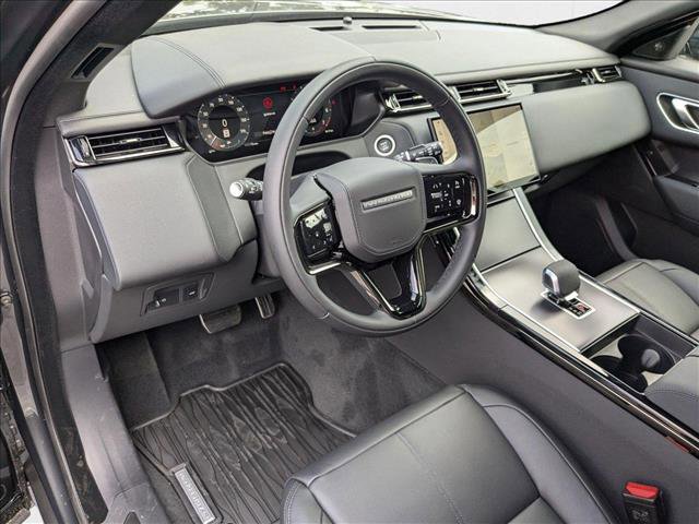 New 2026 Land Rover Range Rover Velar Dynamic SE image 3