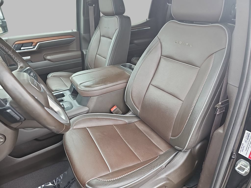 Certified 2023 GMC Sierra 1500 Denali w/ Denali Reserve Package AWD/4WD image 18