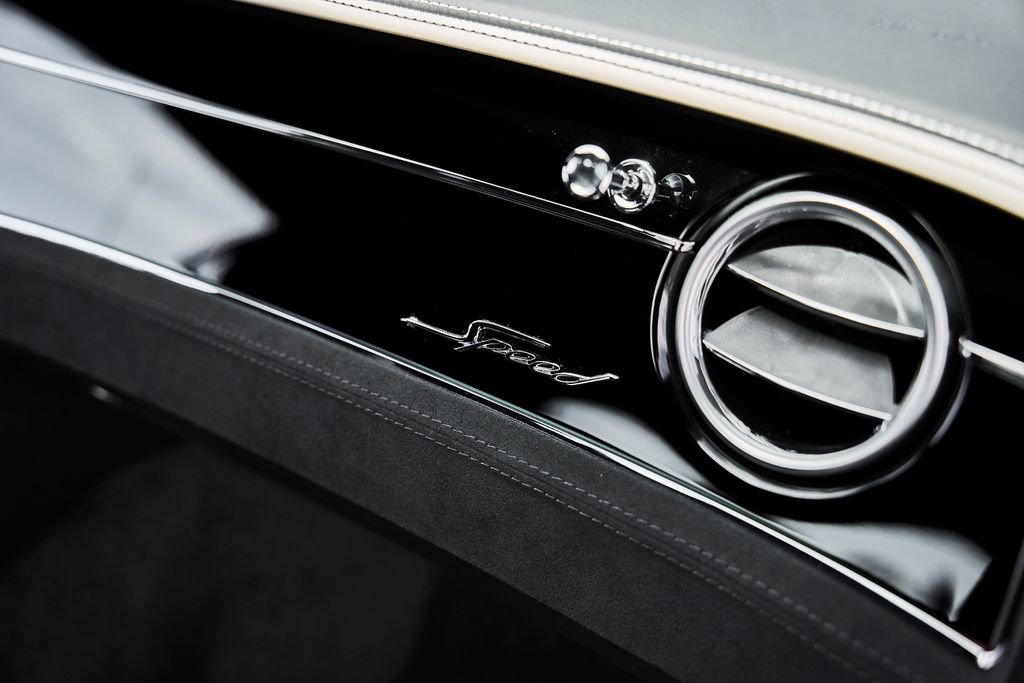 Used 2025 Bentley Continental GT Speed AWD/4WD image 34
