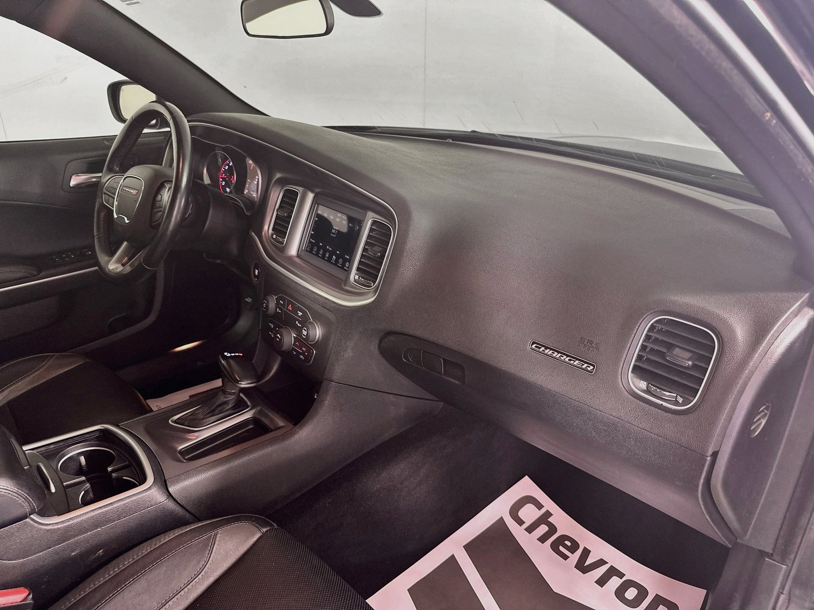 Used 2021 Dodge Charger SXT w/ Leather Interior Group RWD image 27