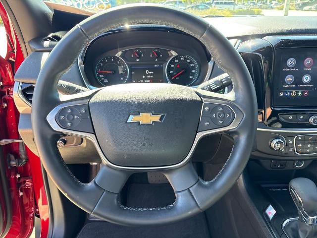 Used 2023 Chevrolet Traverse LT FWD image 17