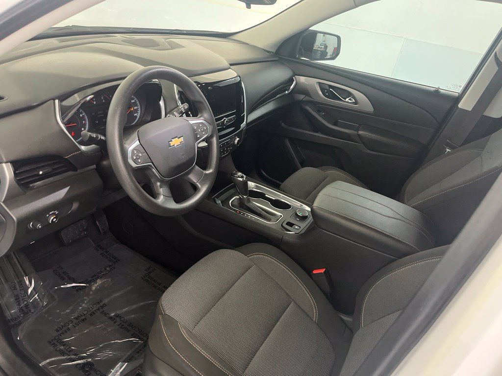 Used 2020 Chevrolet Traverse LS FWD image 26