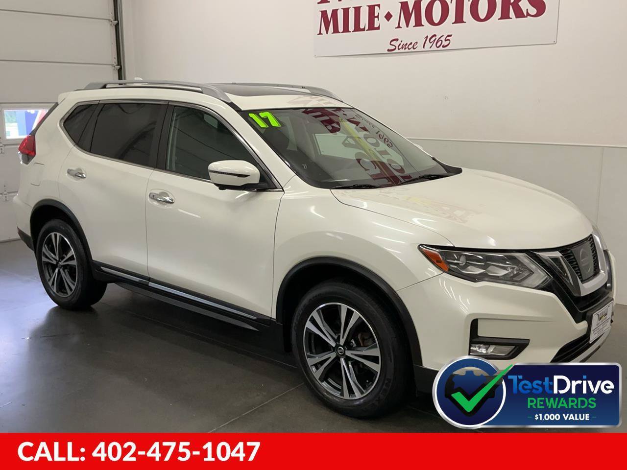 Used 2017 Nissan Rogue SL w/ SL Premium Package AWD/4WD image 1