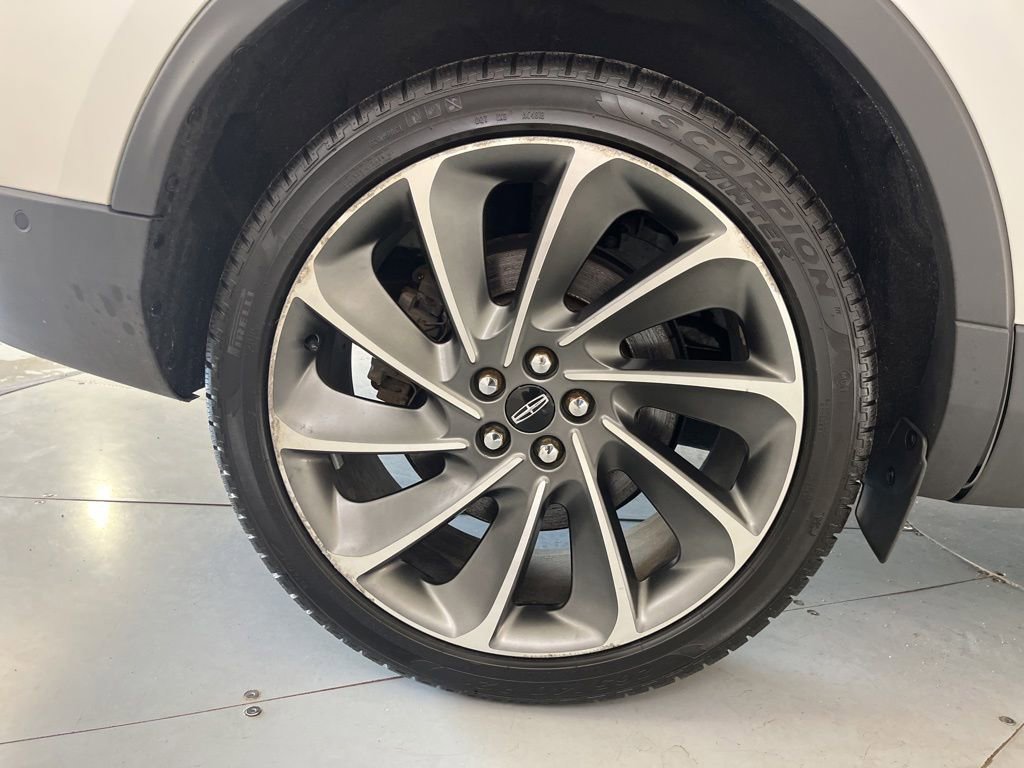 Used 2019 Lincoln Nautilus Reserve AWD/4WD image 15