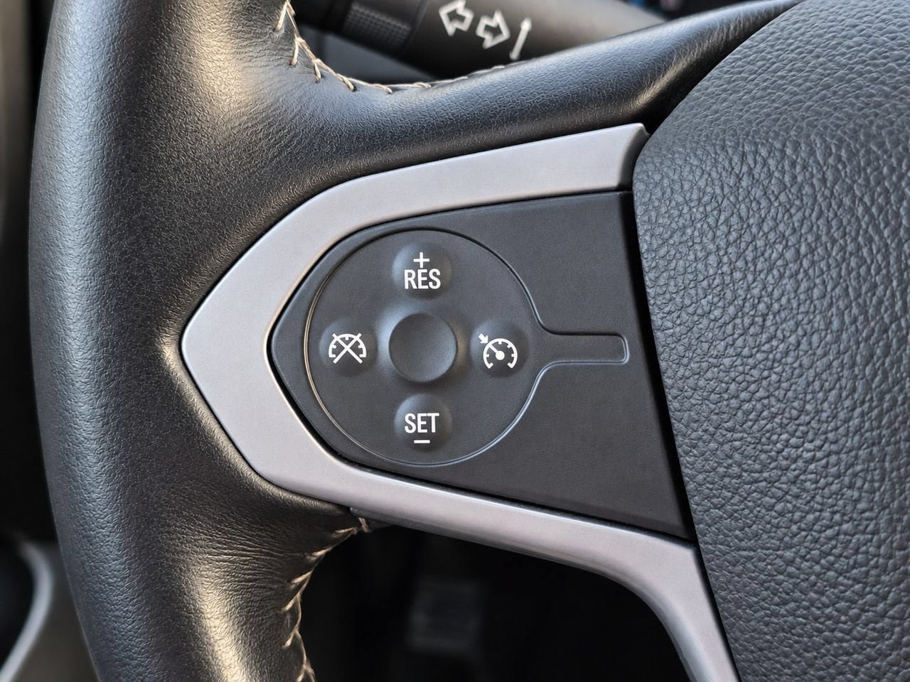 Certified 2018 Chevrolet Colorado LT RWD image 23