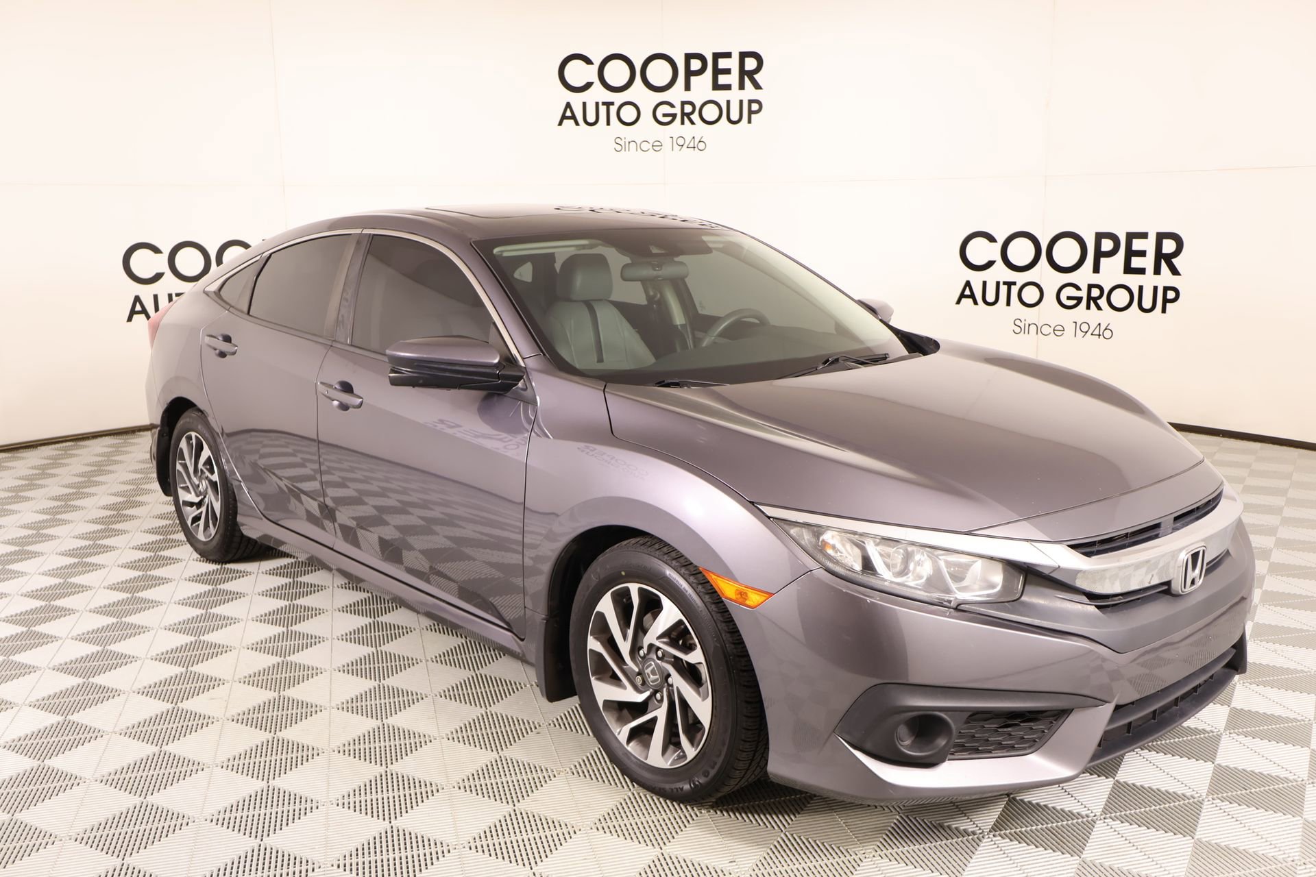 Used 2017 Honda Civic EX image 1