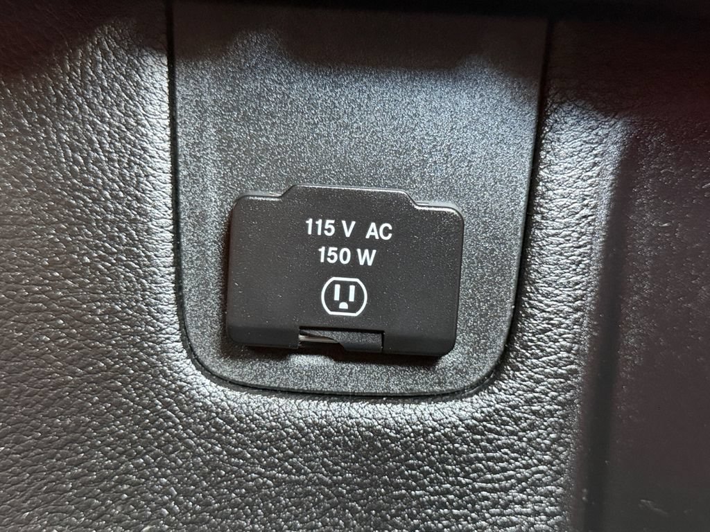 Used 2013 Jeep Wrangler Rubicon AWD/4WD image 34