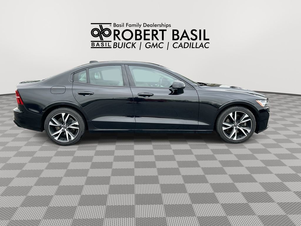 Used 2024 Volvo S60 B5 Core FWD image 9