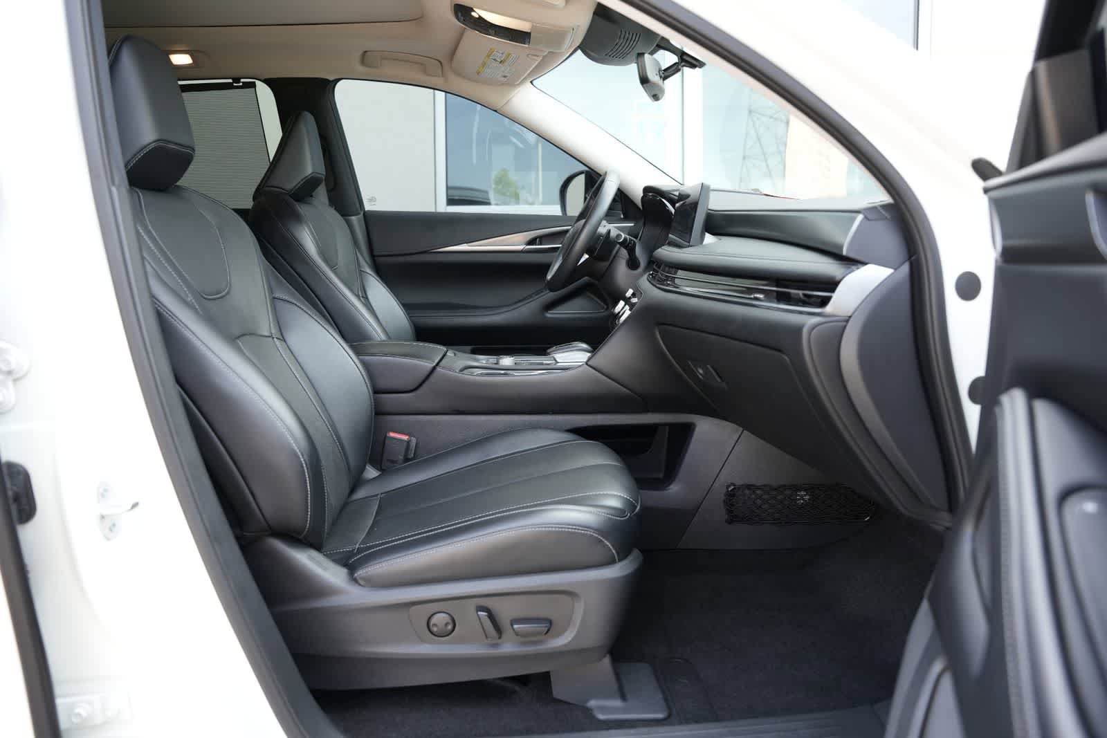 Certified 2023 INFINITI QX60 Luxe w/ Cargo Package FWD image 23