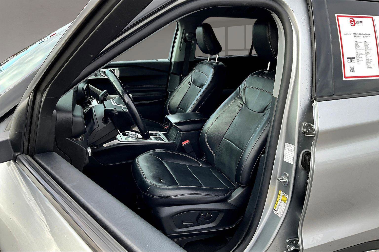 Used 2022 Ford Explorer Limited image 26