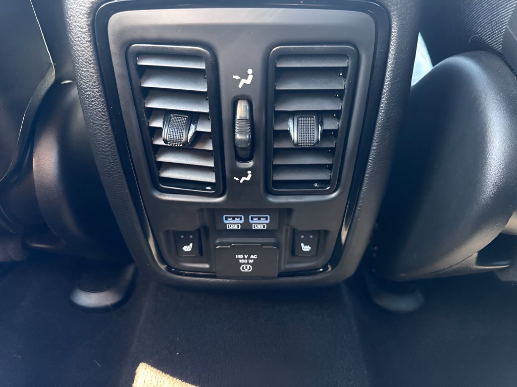 Used 2024 Dodge Durango R/T RWD image 19