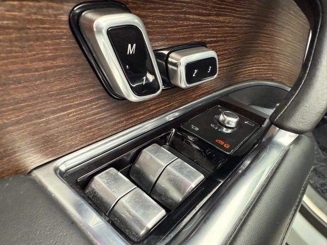 Used 2023 Land Rover Range Rover SE AWD/4WD image 14