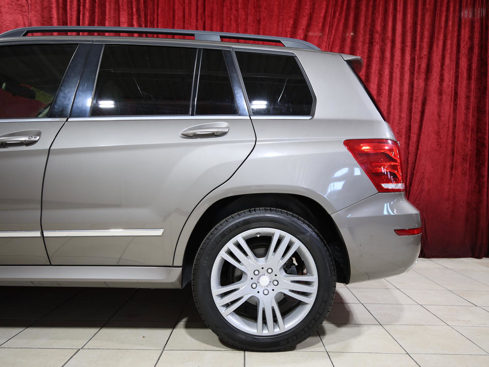 Used 2015 Mercedes-Benz GLK 350 2WD image 6