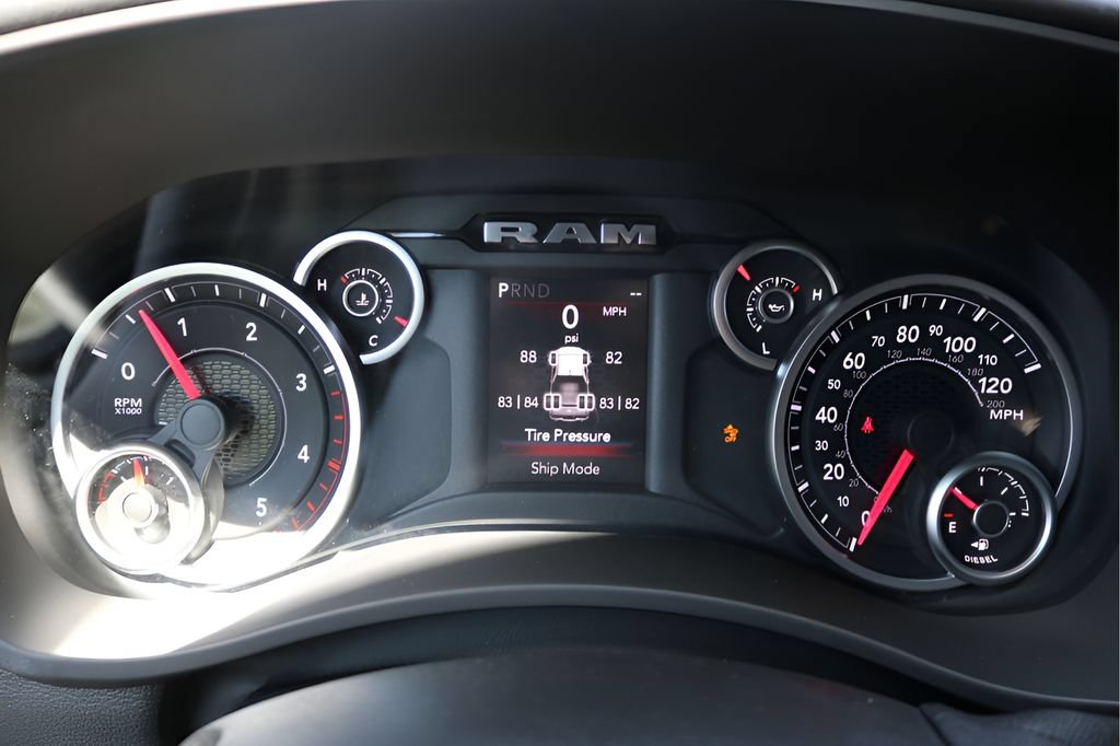 New 2027 RAM 3500 Tradesman AWD/4WD image 25