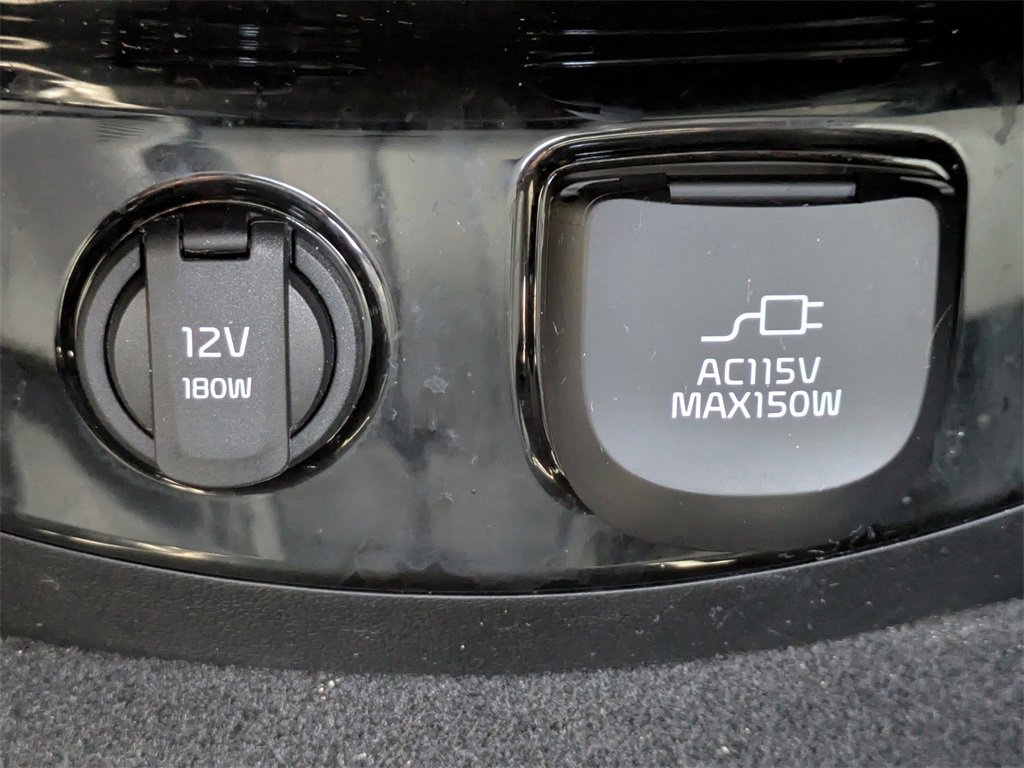 Used 2025 Kia Sorento SX Prestige image 16