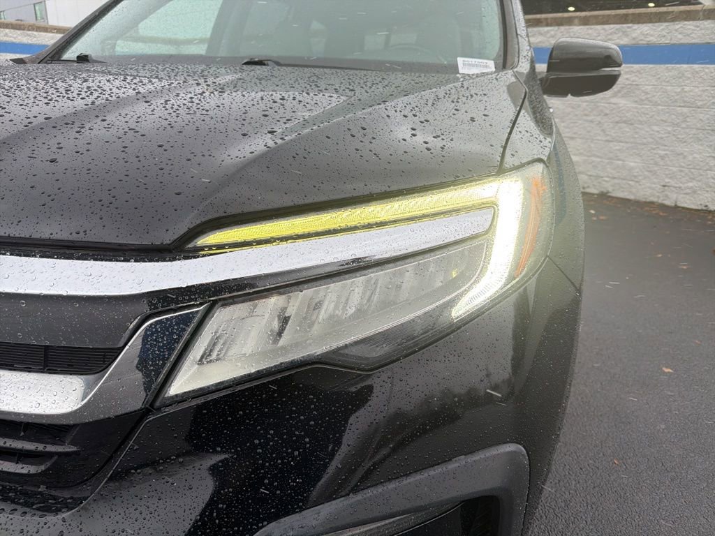 Certified 2019 Honda Pilot Touring image 9