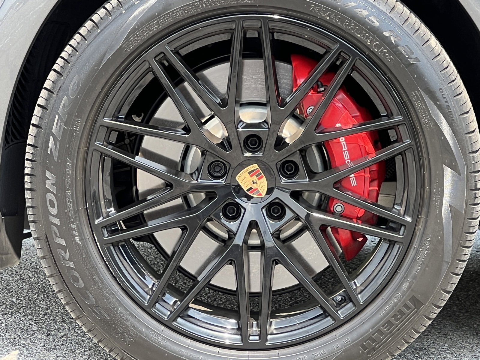 New 2025 Porsche Cayenne S image 13