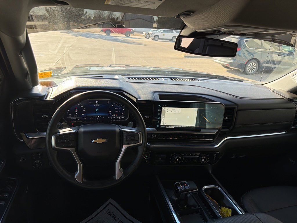 Used 2024 Chevrolet Silverado 1500 LTZ w/ Z71 Off-Road Package image 11