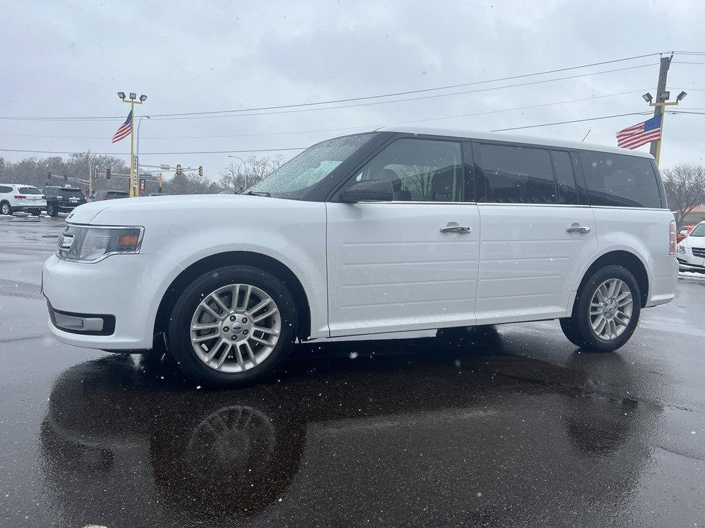 Used 2019 Ford Flex SEL AWD/4WD image 16