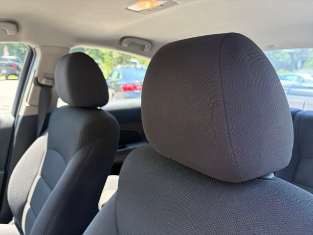 Used 2012 Chevrolet Cruze LT FWD image 6