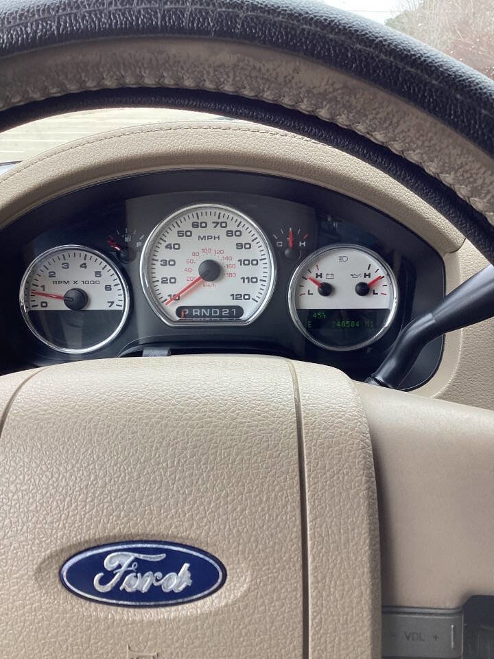 Used 2005 Ford F150 Lariat AWD/4WD image 10