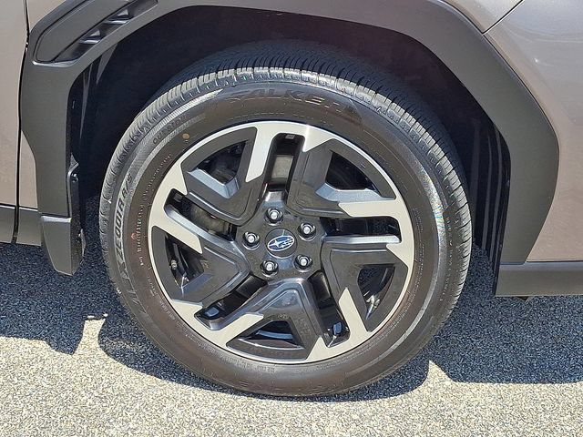 Used 2025 Subaru Forester Limited AWD/4WD image 8
