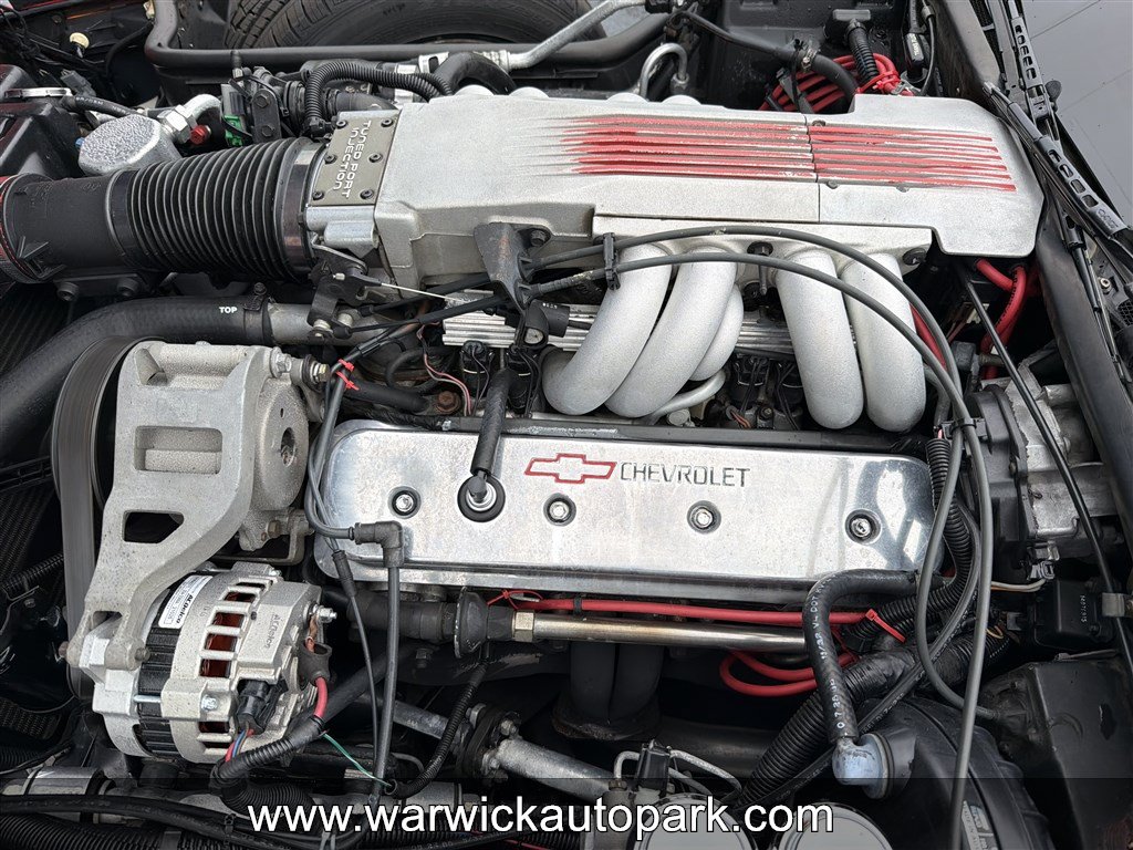 Used 1987 Chevrolet Corvette Coupe RWD image 5