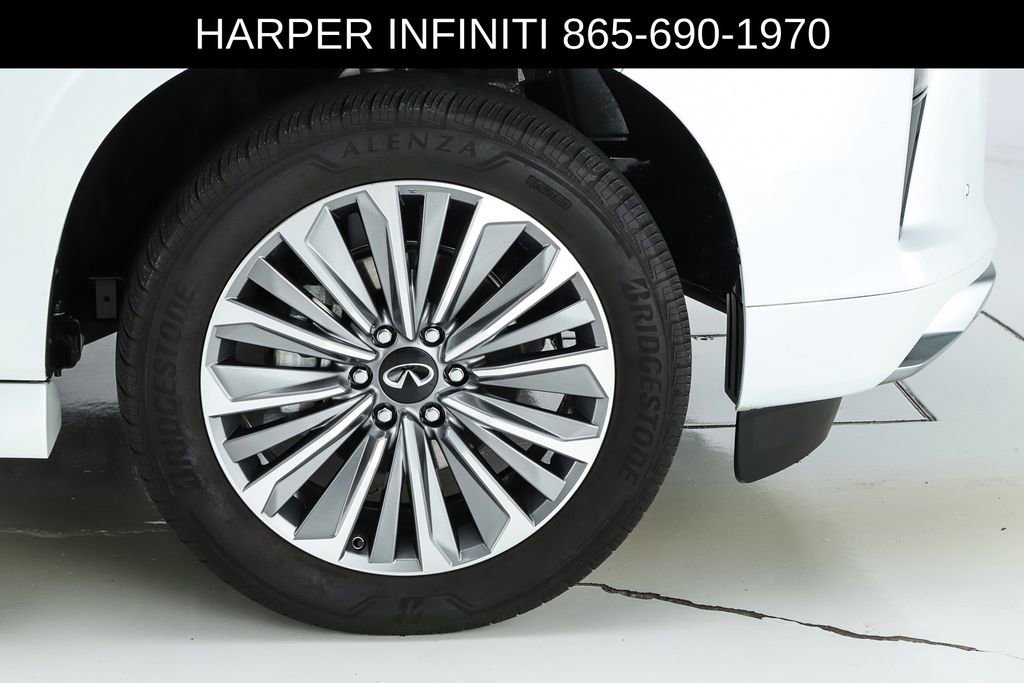 Used 2025 INFINITI QX80 Sensory AWD/4WD image 15