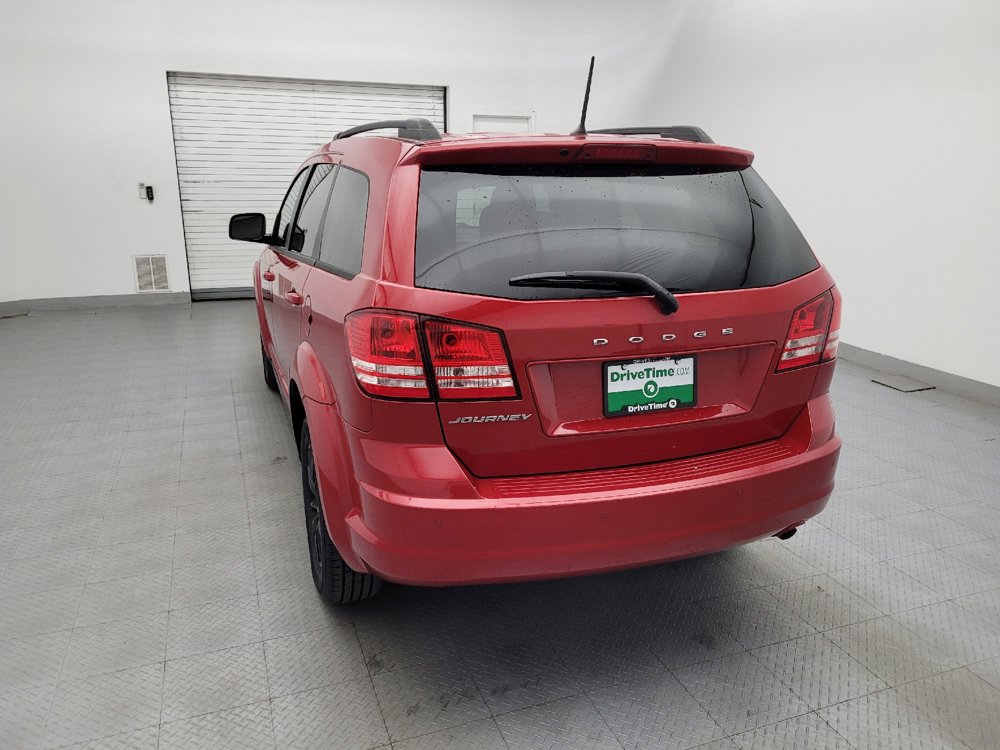 Used 2020 Dodge Journey SE w/ Blacktop Package FWD image 6