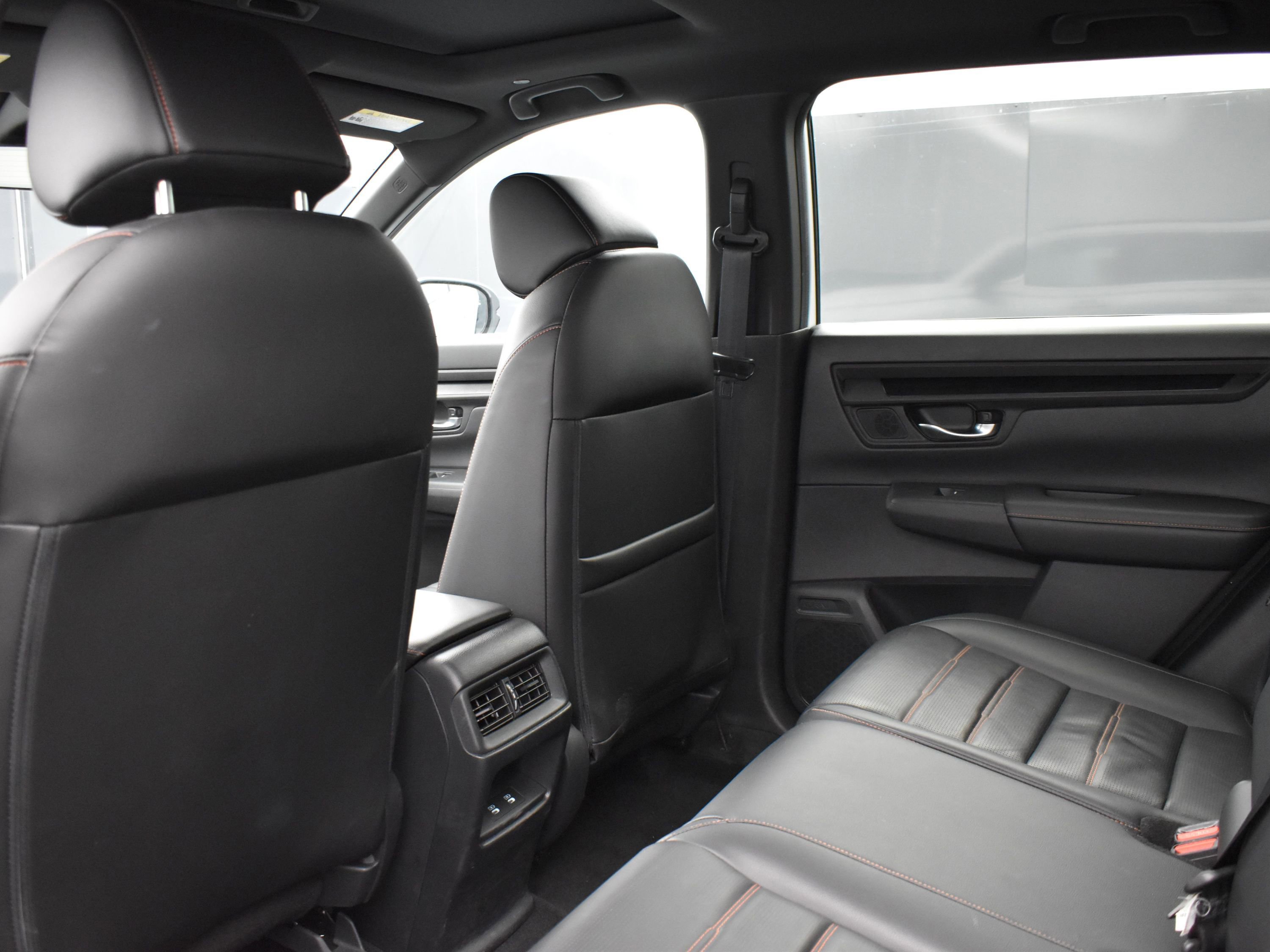 Used 2025 Honda CR-V Sport-L image 9