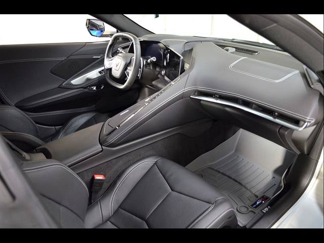 Used 2023 Chevrolet Corvette Stingray Coupe w/ Z51 Performance Package RWD image 23