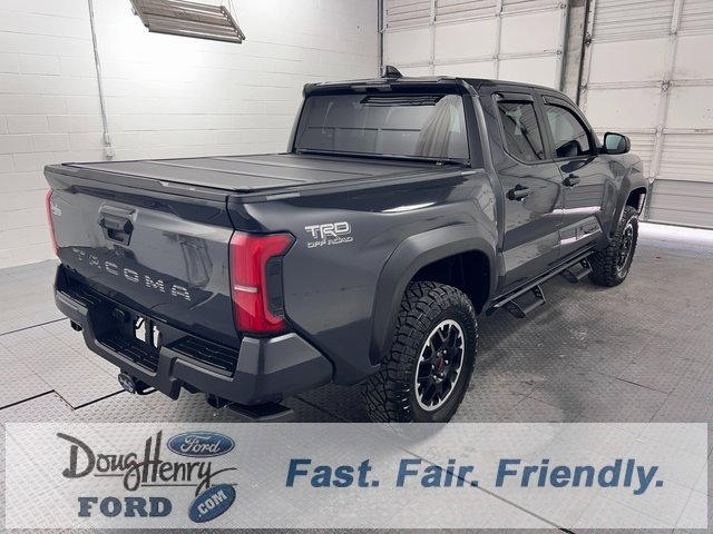 Used 2024 Toyota Tacoma TRD Off-Road image 7