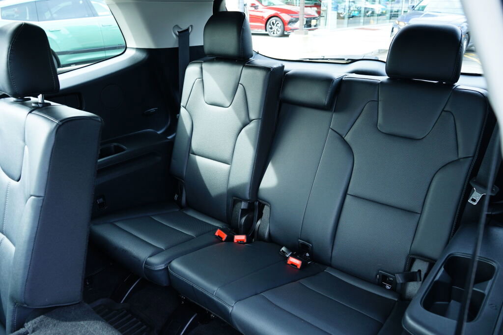 Used 2023 Kia Telluride EX image 15