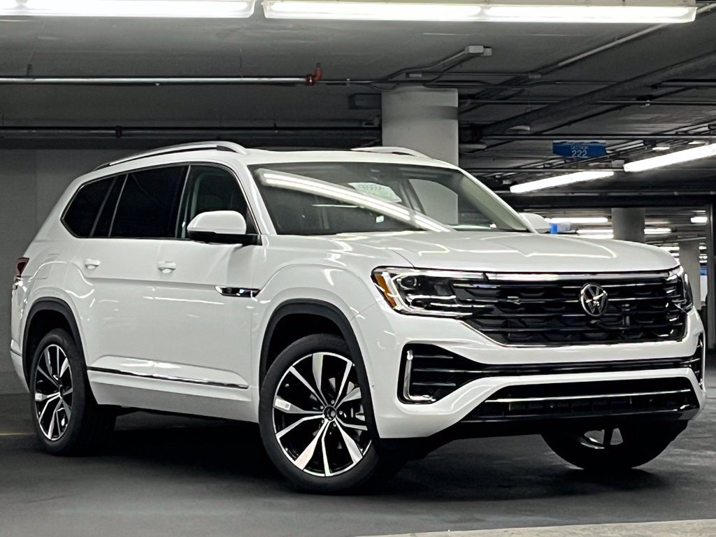 New 2026 Volkswagen Atlas SEL Premium R-Line AWD/4WD image 2