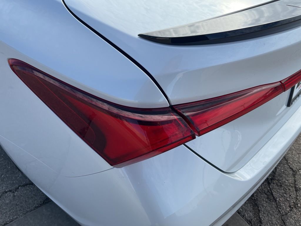 Used 2019 Toyota Avalon XSE w/ All Weather Liner Package image 44