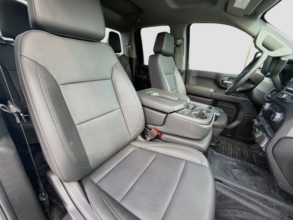Used 2025 Chevrolet Silverado 3500 W/T w/ WT Convenience Package AWD/4WD image 29