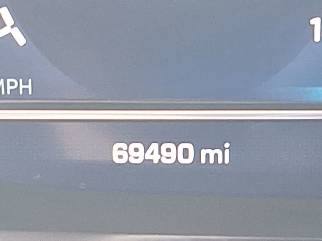 Certified 2024 Chevrolet Suburban Premier image 35