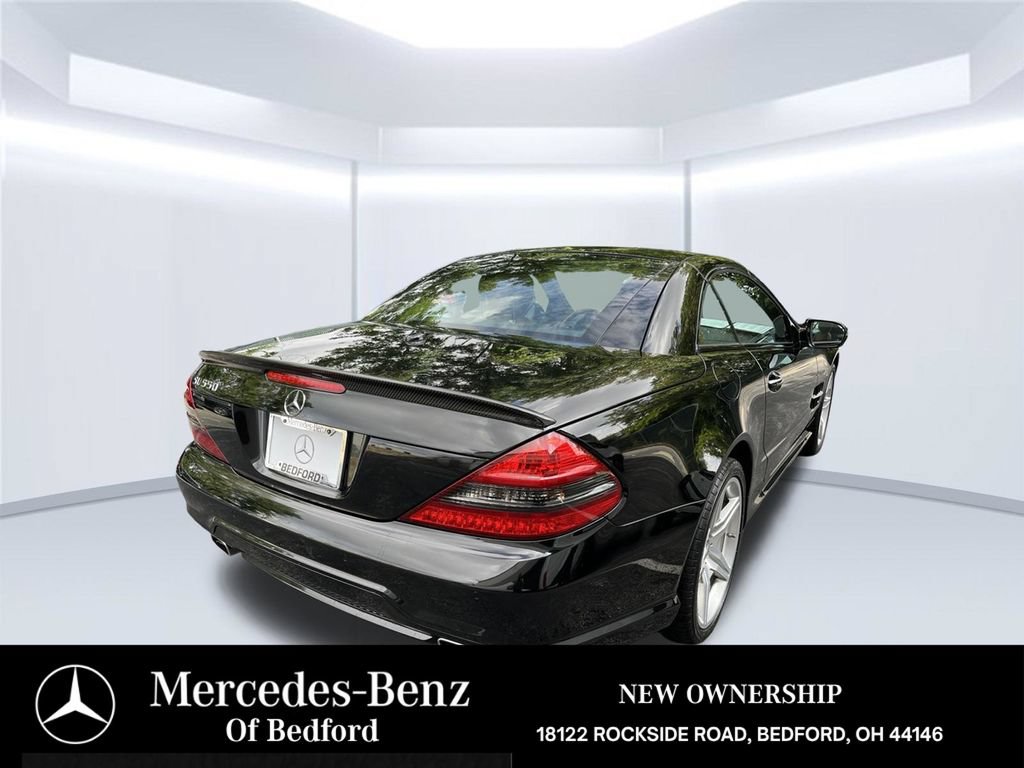 Used 2011 Mercedes-Benz SL 550 image 5
