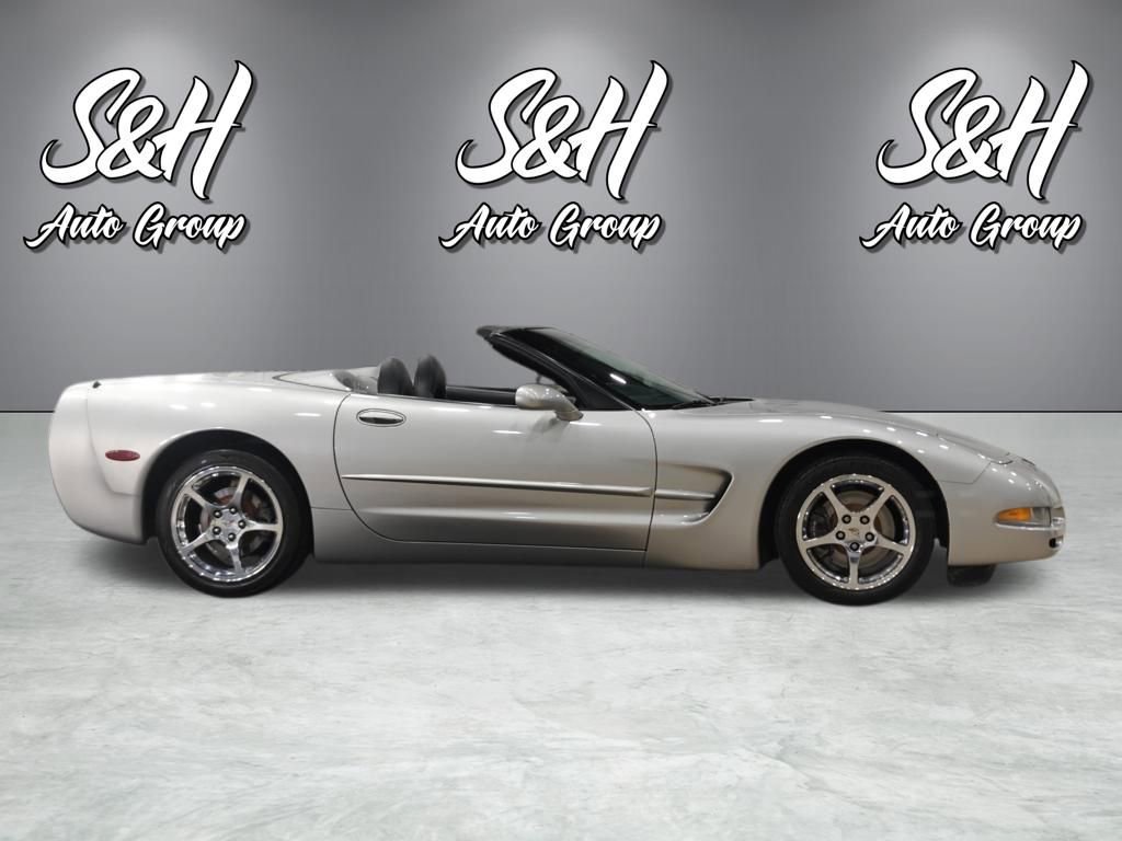 Used 2004 Chevrolet Corvette Convertible w/ Preferred Equipment Group image 19