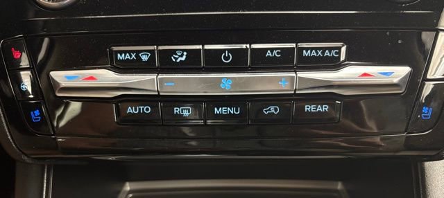 Used 2024 Ford Explorer Limited w/ Limited Technology Package image 34